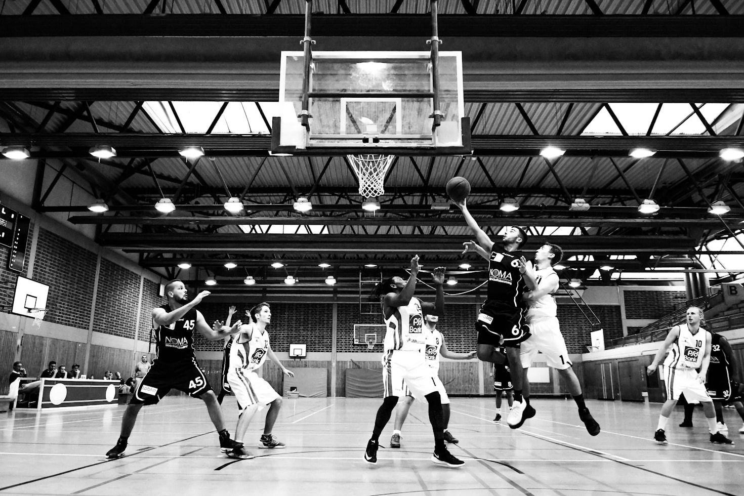 The Importance Of Teamwork In Competitive Basketball